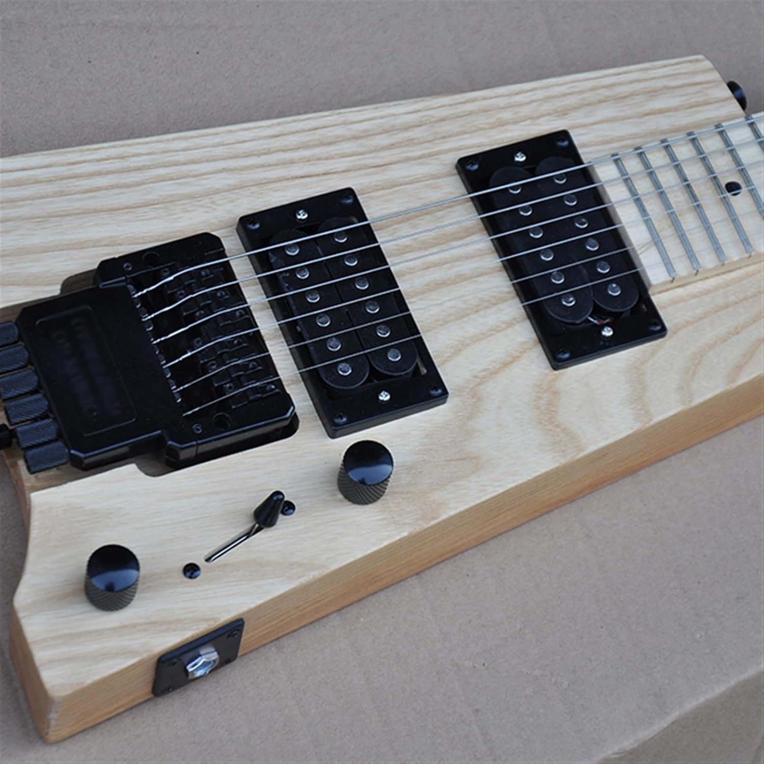 Natural Headless 24 Frets Electric Guitar with Humbuckers Pickups Maple Fretboard Last 4 Frets Scalloped Professional Headless Guitar