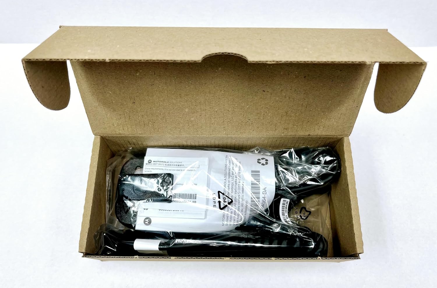 Motorola Solutions PMMN4083AL, PMMN4083, Remote Speaker Microphone. APX6000, APX8000, SRX2200. IP68 Rugged and Windporting