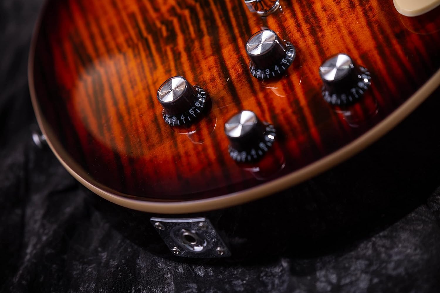 Grote Electric Guitar Solid Body LPYS-006 Maple Neck, Stainless Steel Frets, Ideal for All Levels, with Gigbag(VS)