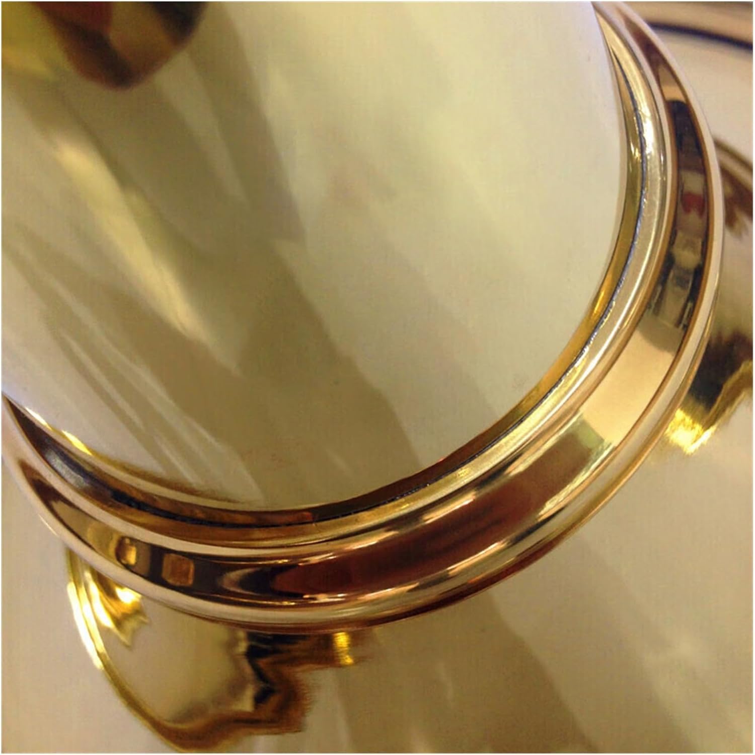 B flat single row French horn suitable for professional performance