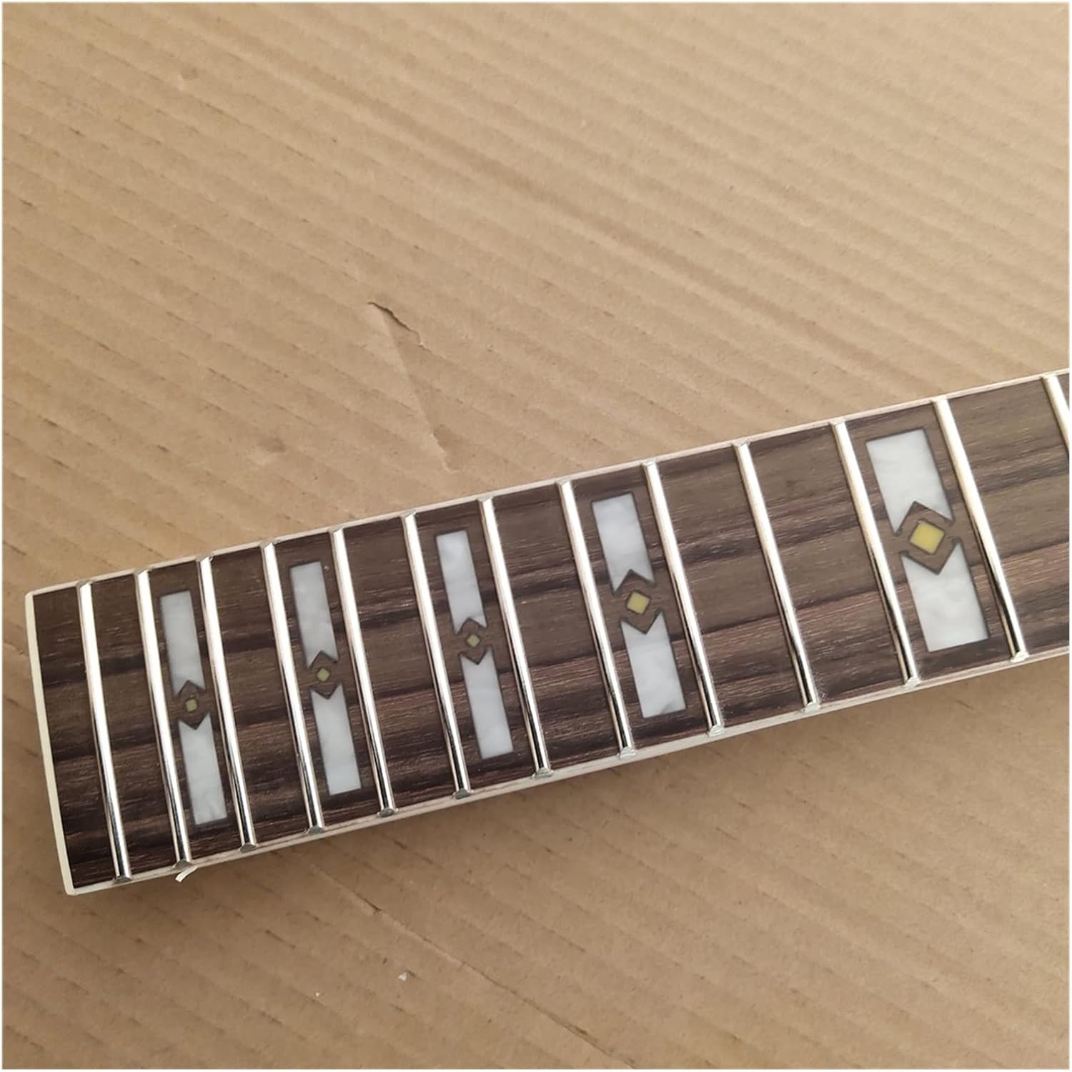 Unfinished Electric Guitar Neck Maple 22 Fret Rosewood Fingerboard DIY Part 25.5inch Electric Guitar Neck