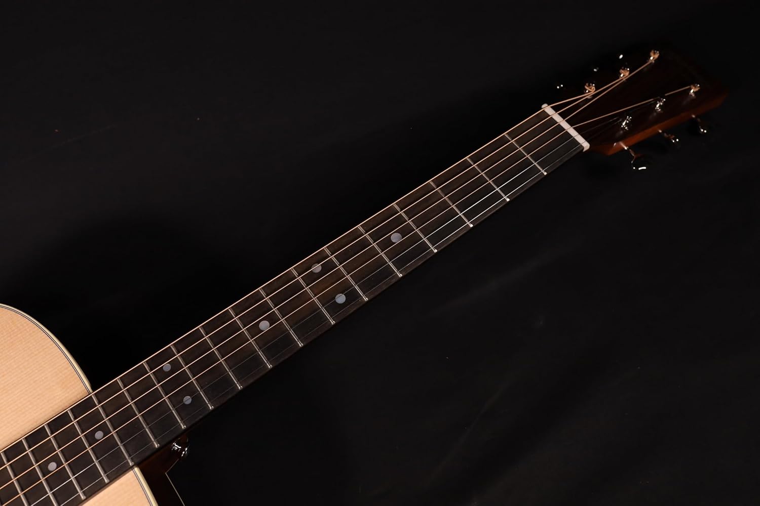 Martin D-16E Rosewood