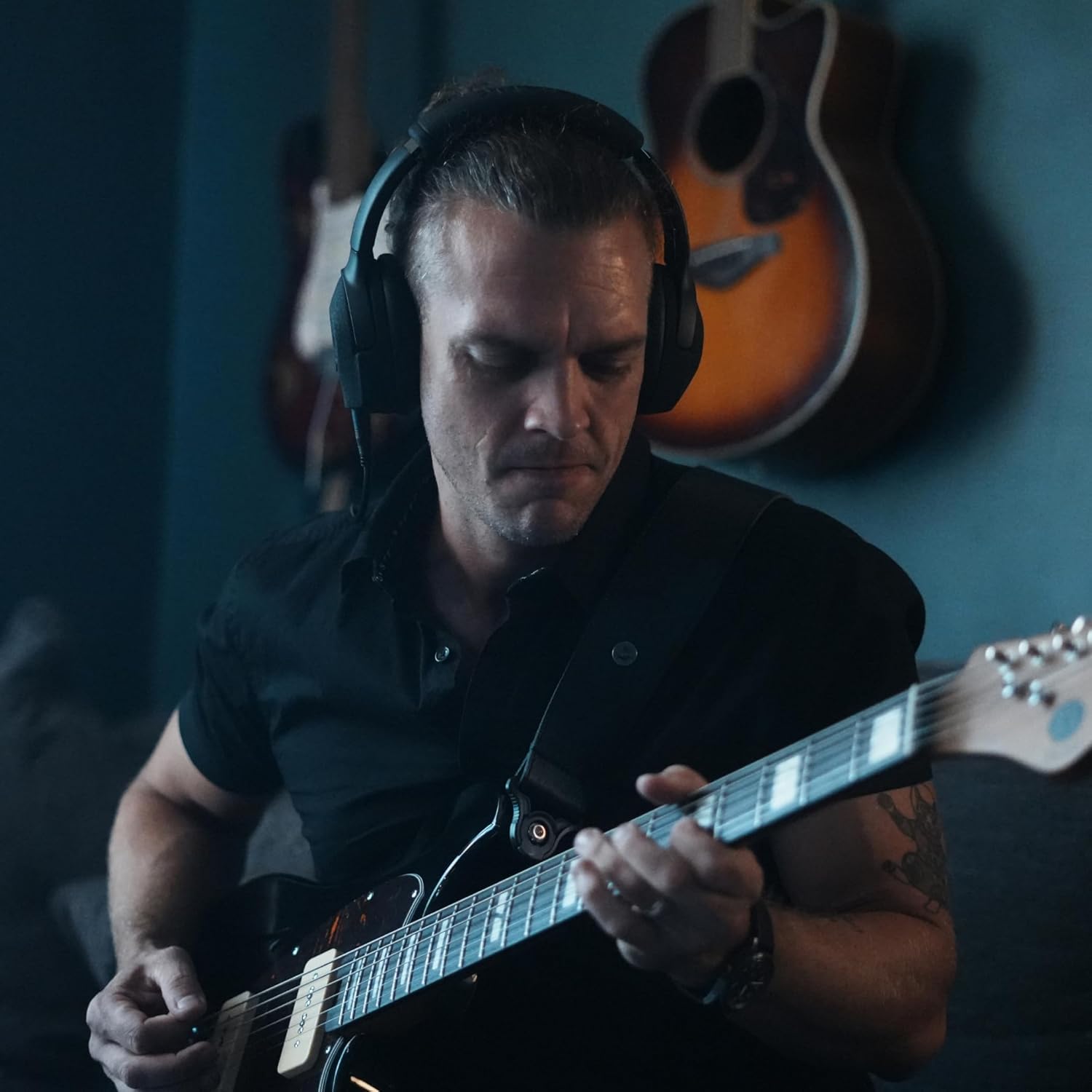 Positive Grid Spark NEO Core Wired Smart Guitar Headphone Amp with Custom Audio Drivers, Noise-Isolation, Bluetooth Streaming & Smart App with AI Features for Electric, Acoustic and Bass Guitar