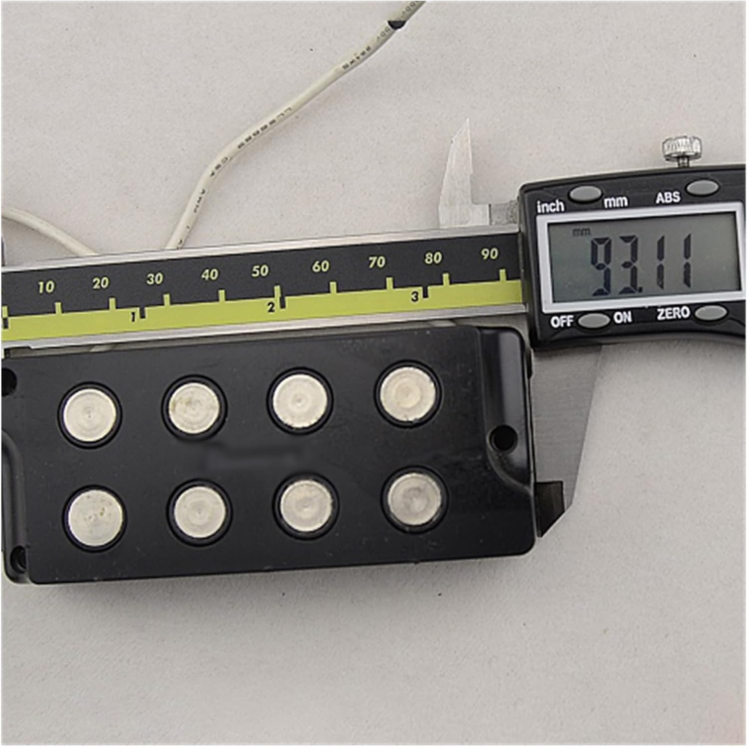 Guitar Pickups 4 String Electric Bass Guitar Large Magnetic Head Open Pickup Set with Mounting Screws