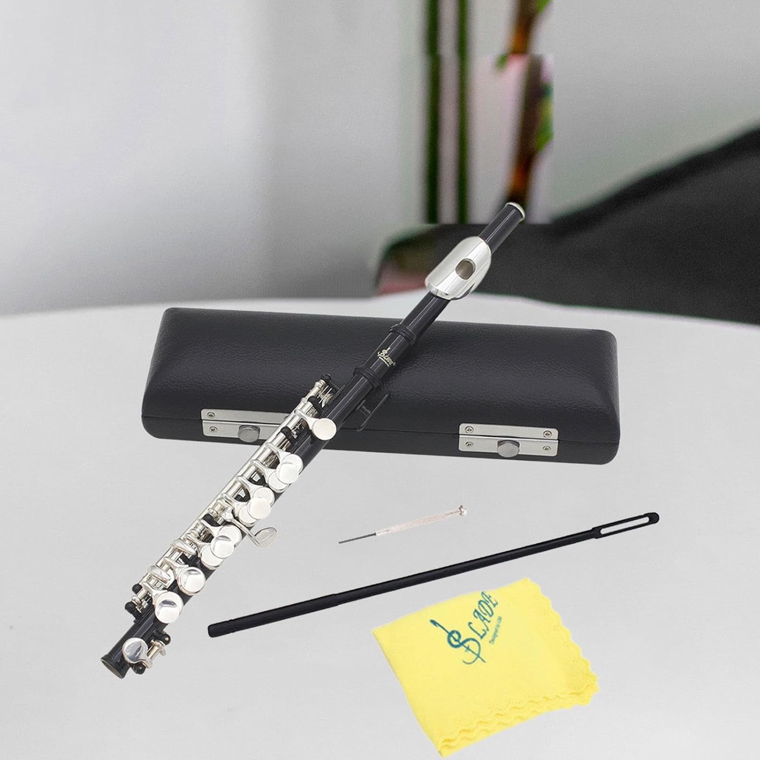 C Key Piccolo Lightweight Easy to Play Woodwind Instrument 16 Hole Flute for Stage Performance Practice Classroom Beginner, Black