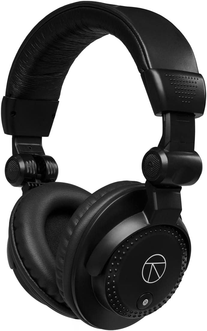 Focusrite Scarlett 2i2 4th Gen USB audio Interface with Software Suite bundle with TAPH100 Closed-Back Studio Monitor Headphones, 2x Microphone Cable