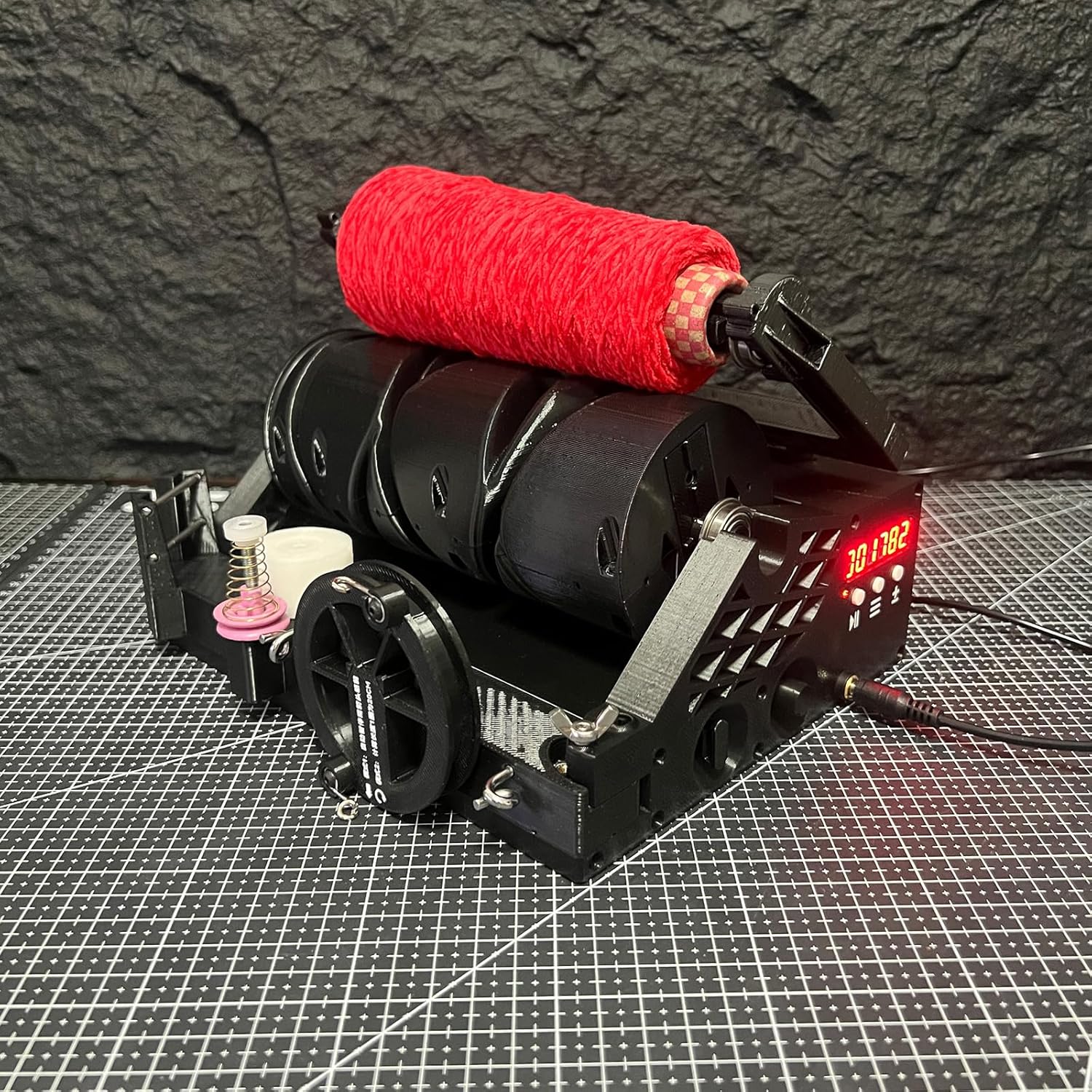 Electric Yarn Winder, Automatic Yarn Winding Machine, Adjustable Speed, Built-in Length Detector/Automatic Pause Function, for Yarn Weaving Blending Roving