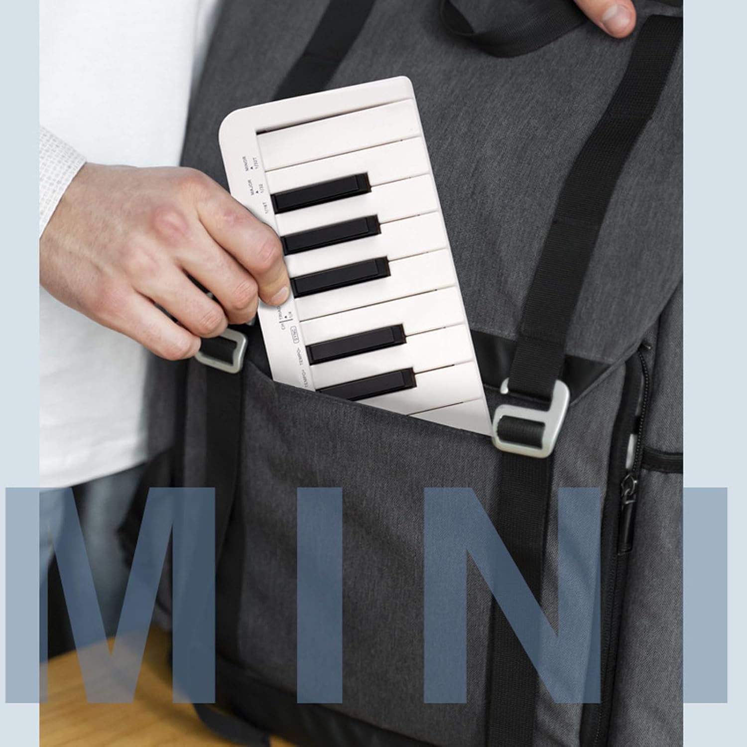 MIDI Keyboard Controller, 25 Sensitive Keys MIDI Keyboard Controller with Portable Design, Wide Connectivity, Versatile Inputs Outputs