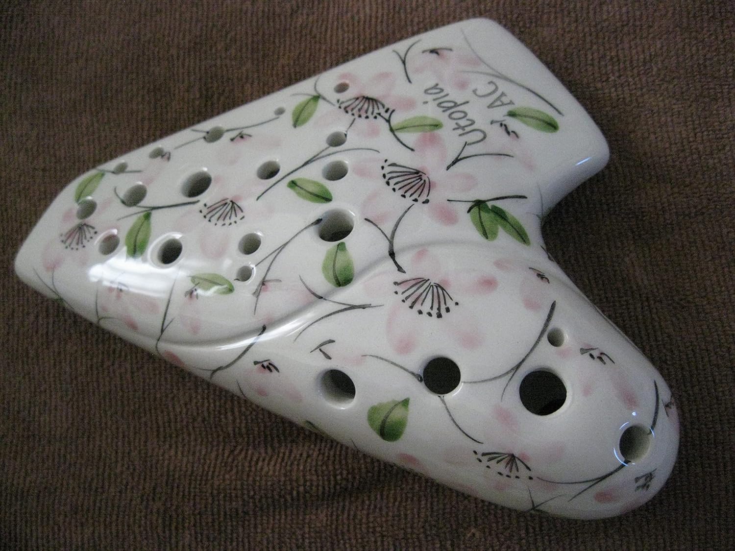 Utopia Ceramic Gross White w. scattered Romantic Cheery Blossom Pattern Alto C Key / 3 Octave Chromatic Range Ceramic Ocarina - High temperature Kiln Treated good Hardness Endurability