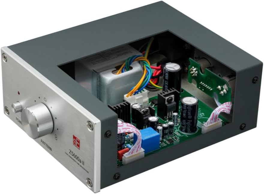 sE Electronics Z5600a II Large-Diaphragm Tube Condenser Microphone Bundle w/Pig Hog PHM10 8mm Mic Cable Polishing Clot