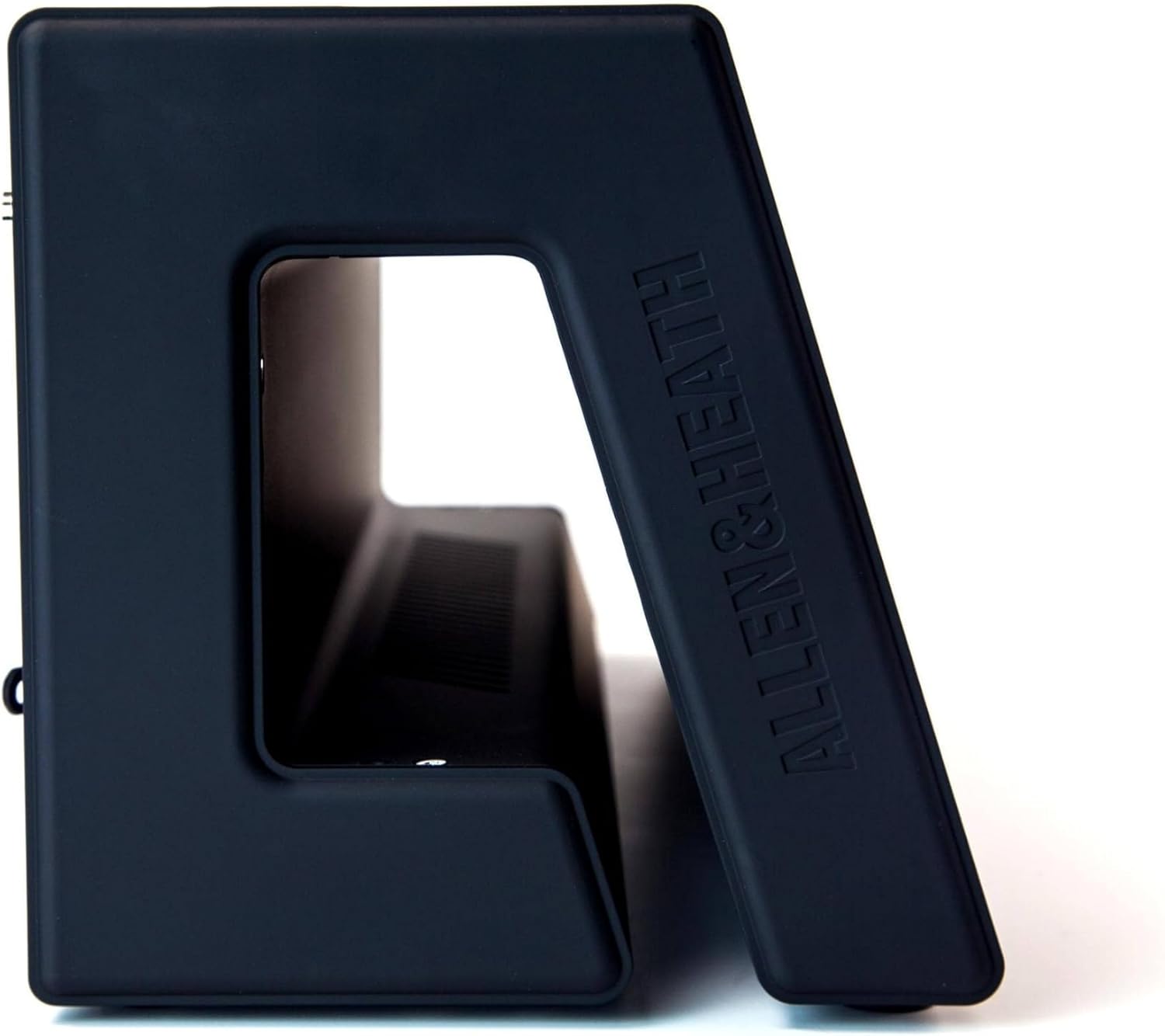 Allen & Heath QU-PAC 16-In/12-Out Ultra Compact Digital Mixer with Touchscreen Control,Black