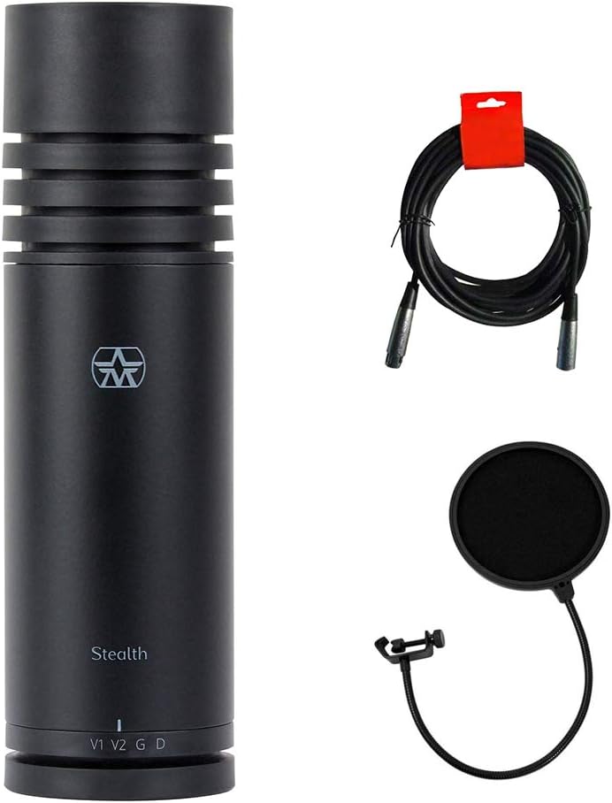 Aston Microphones Stealth 4-Voice Dynamic Microphone with Pop Filter & XLR-XLR Cable Bundle