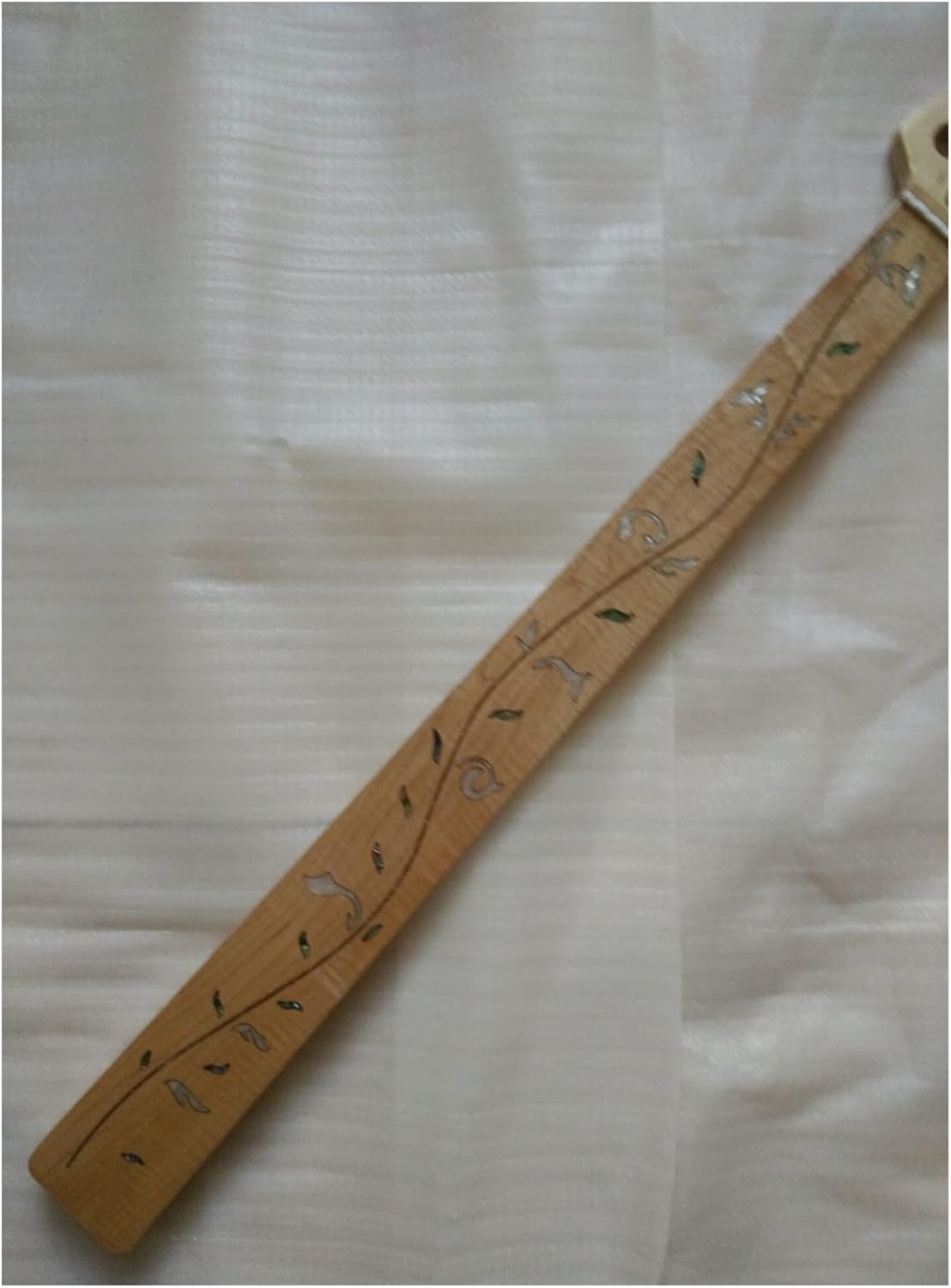 4 String Maple 20 Fret Neck Electric Bass Guitar Parts Replace for Tele Style Electric Guitar Neck