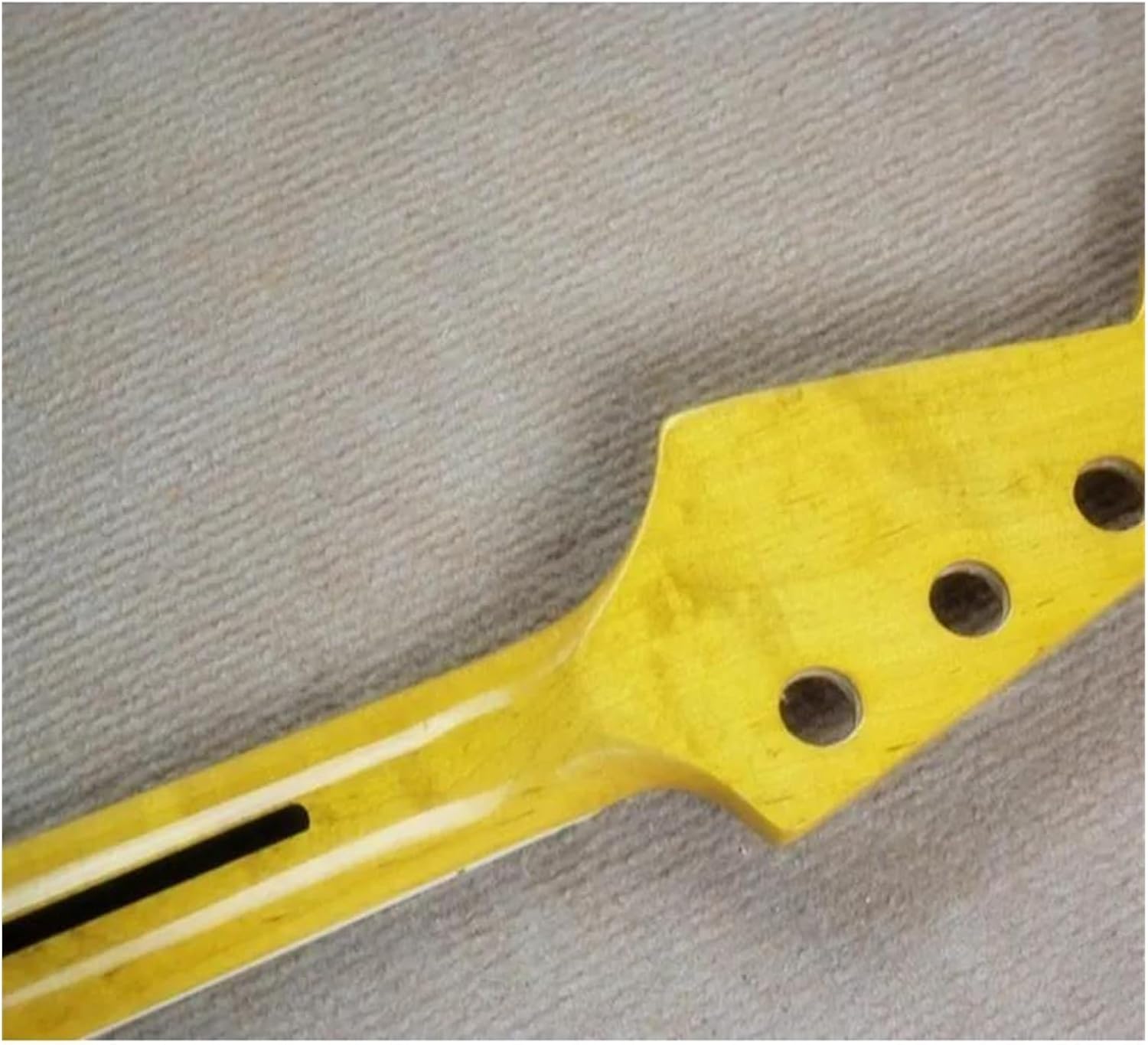 Replacement Guitar Neck 20Frets Maple Electric Bass Guitar Neck Rosewood Fingeboard Yellow Paint Musical Instruments Accessories