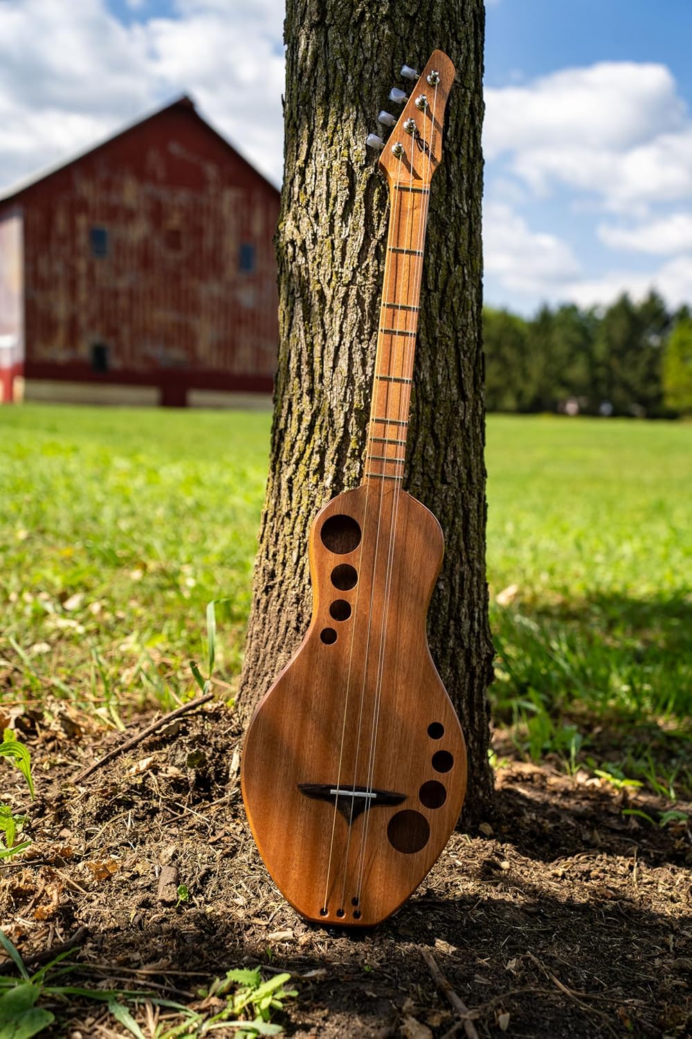 the Boondocker D2 Sapele Dulcimer Acoustic 4-String w/Boondocker Top (MADE IN USA)