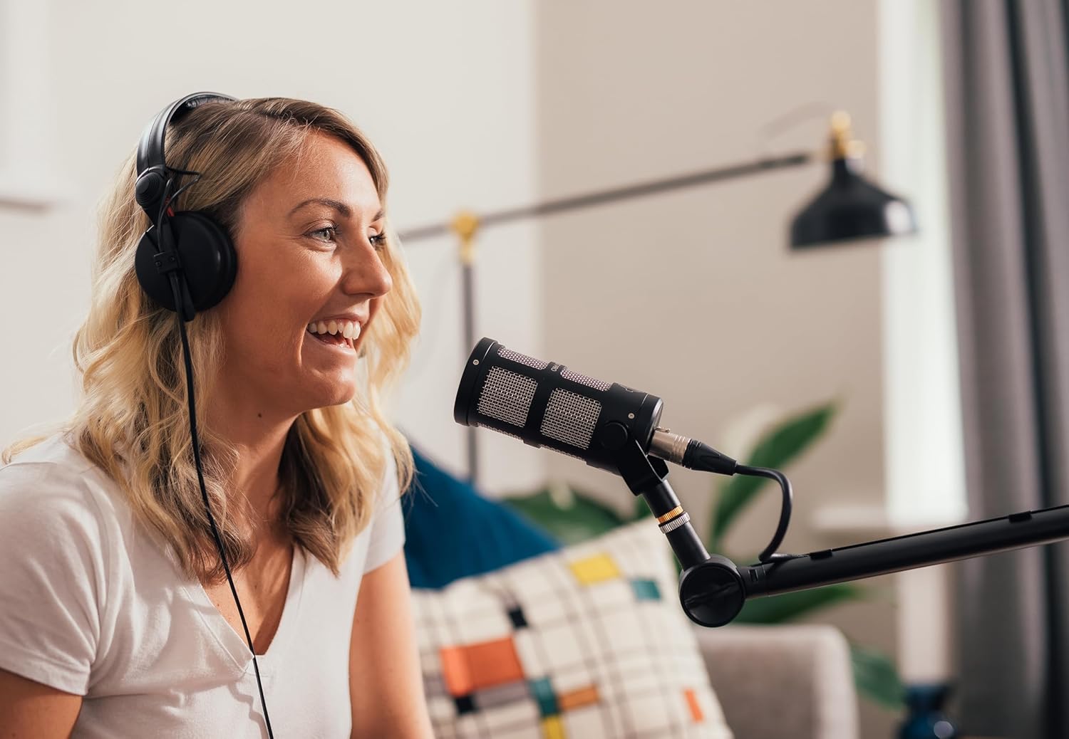 Sontronics Podcast Professional Dynamic Mic for Podcast, Broadcast, Streaming, Gaming & VC - XLR Connection, No Phantom Power Required - Lifetime Microphone Warranty - Designed & Built in UK (Blue)