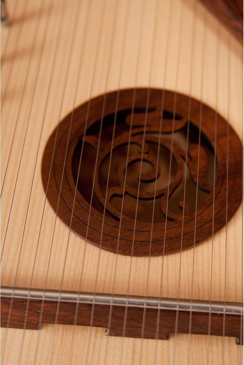 Roosebeck Alto Rounded Psaltery - Left Hand