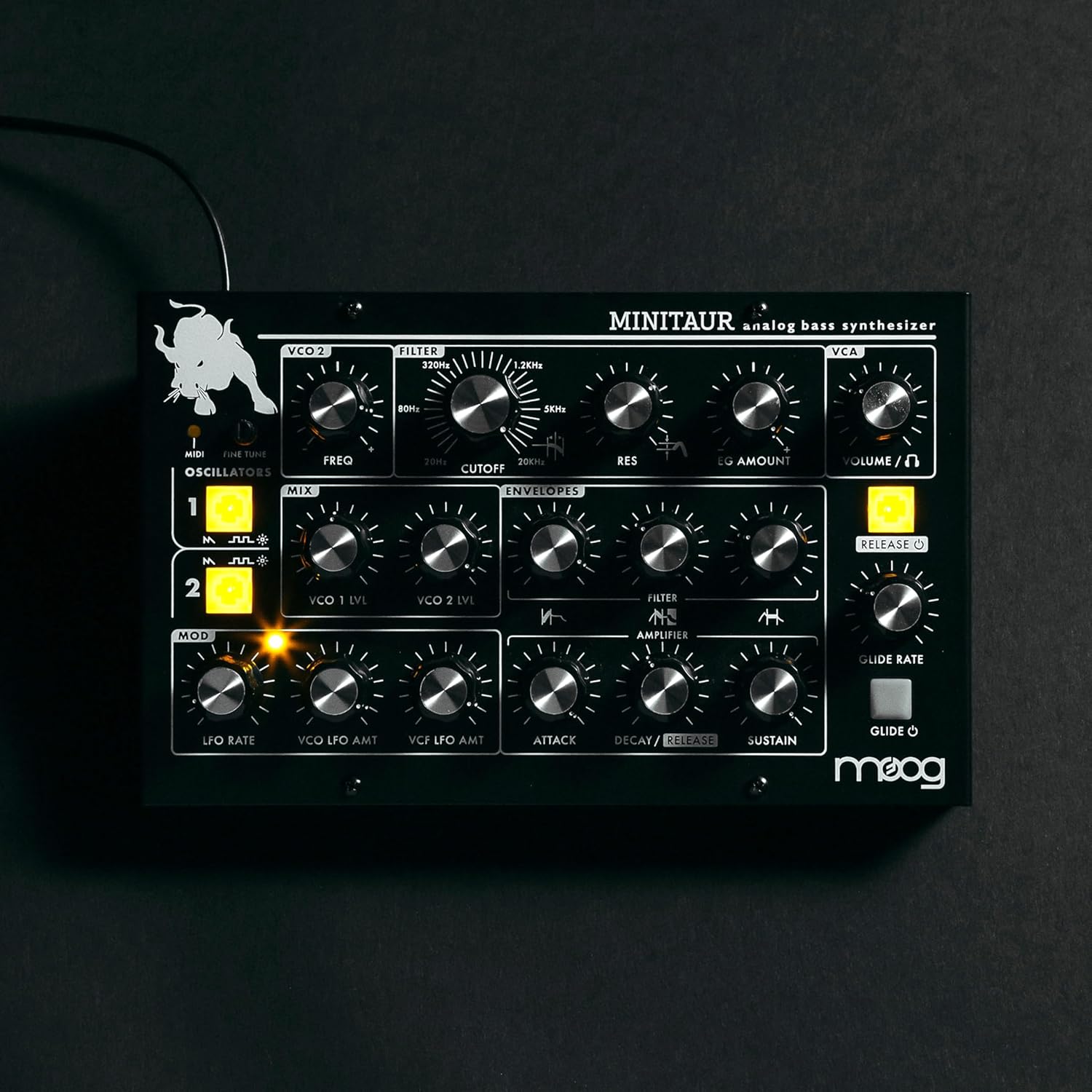 MOOG Minitaur - Analog Bass Synthesizer Module with Headphone Amp, 128 Presets, Software Editor