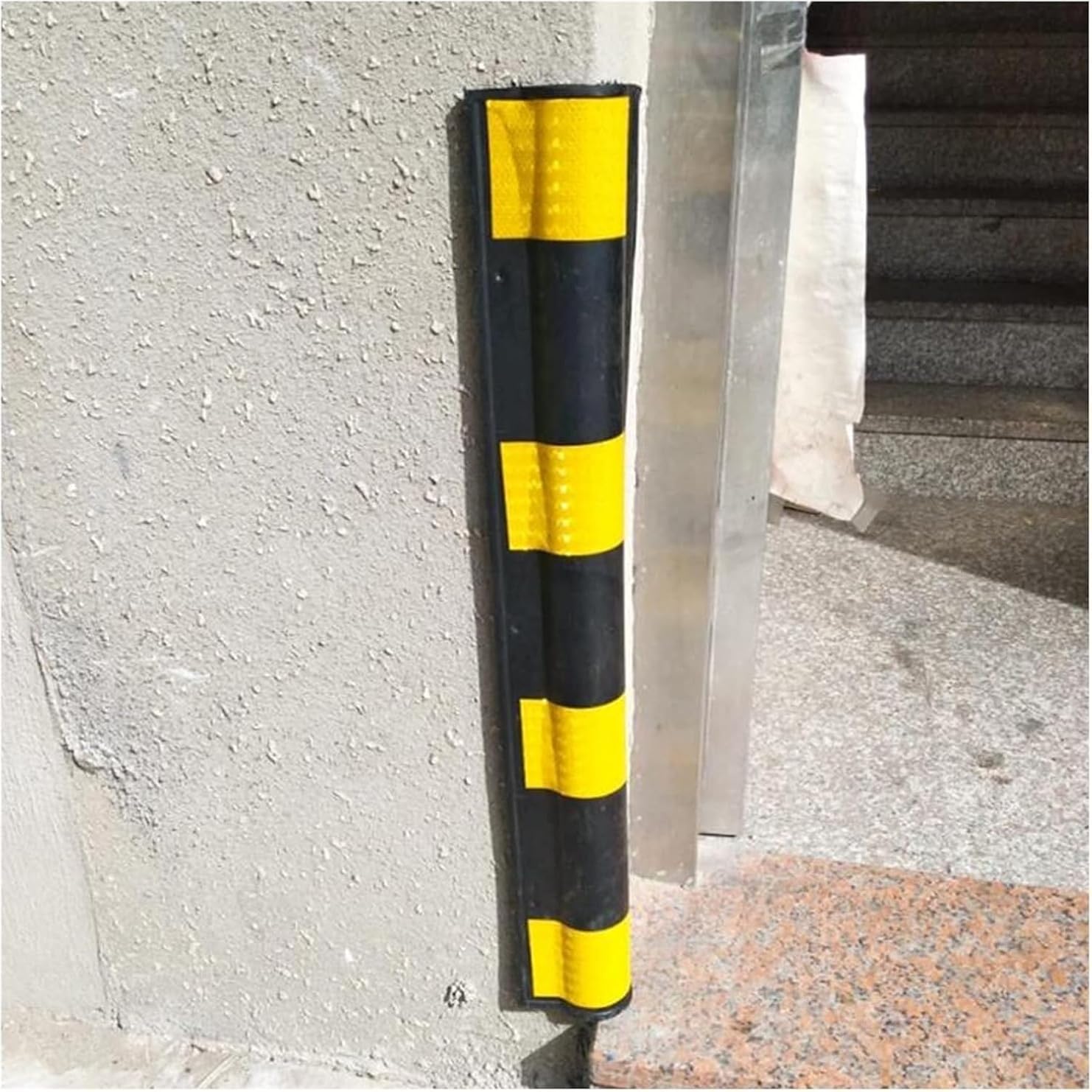 Car Parking Protector Wall Corner Guard for Parking Garages Anti-Scratch Workshops Rubber Protector(1pcs-80cm)
