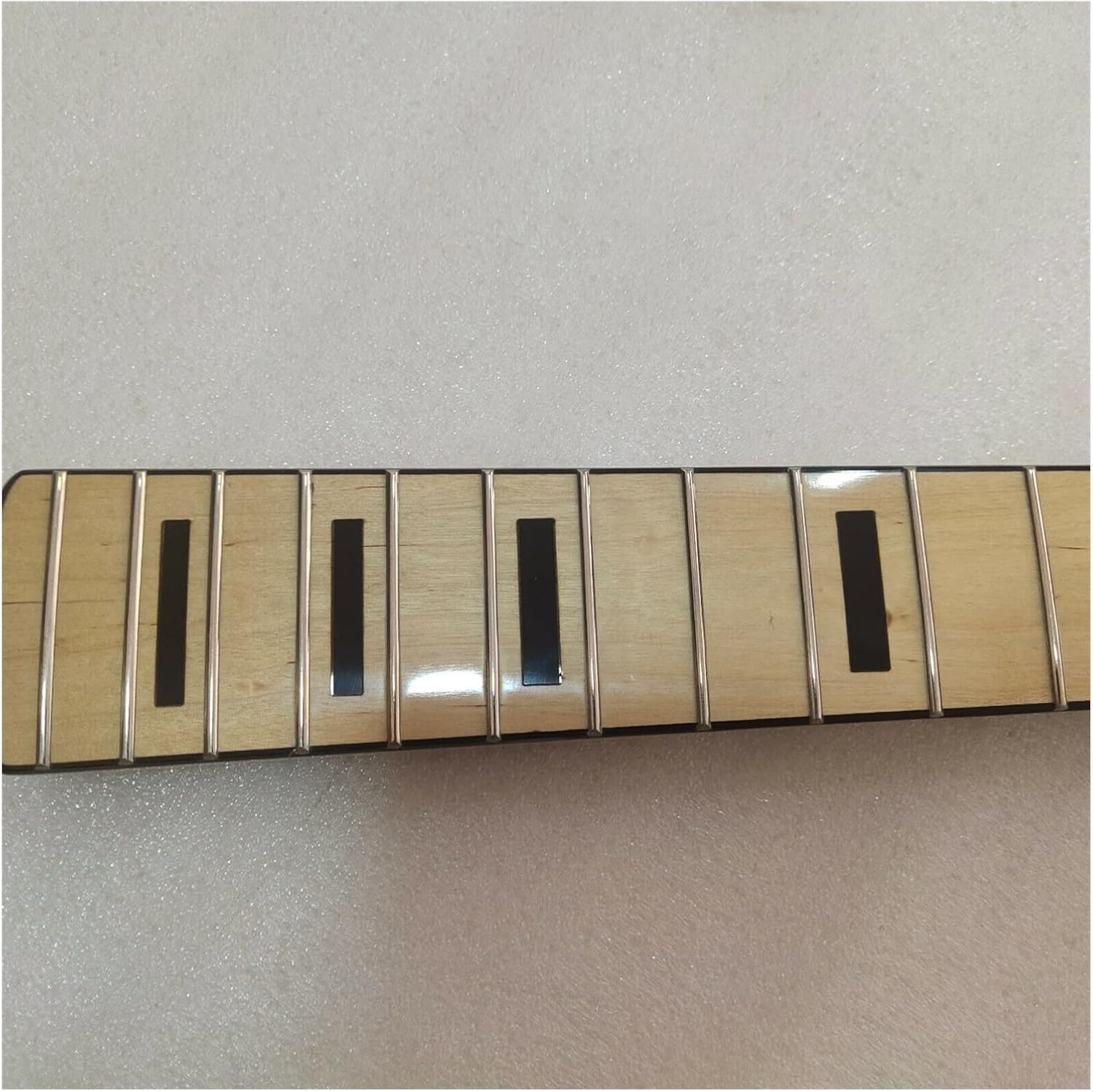 4 String Maple 20 Frets Bass Guitar Neck Replacement Maple Fingerboard 34 Inch Electric Guitar Neck