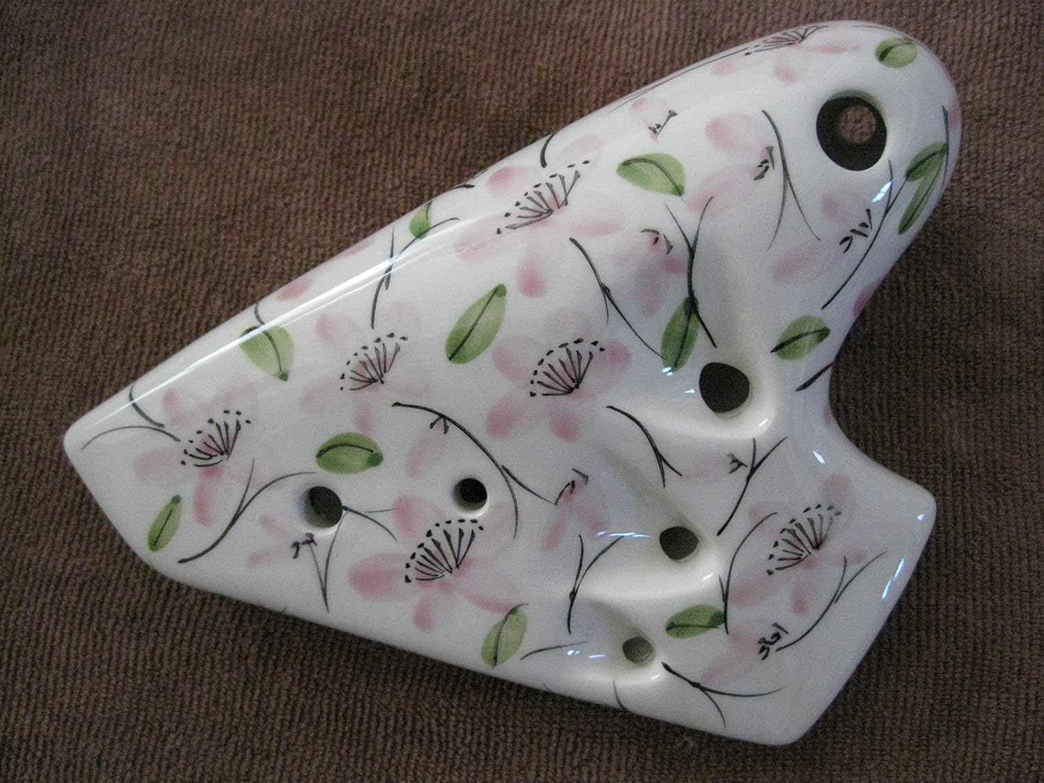 Utopia Ceramic Gross White w. scattered Romantic Cheery Blossom Pattern Alto C Key / 3 Octave Chromatic Range Ceramic Ocarina - High temperature Kiln Treated good Hardness Endurability
