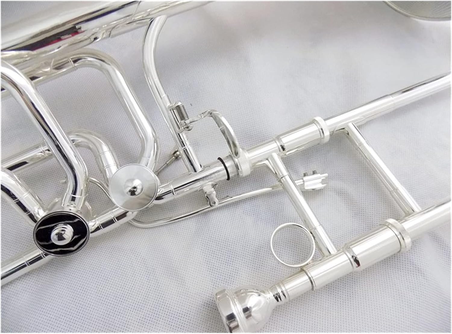 Student Trombone Bass Trombone Bb/F/EB/D with Case Mouthpiece Silver Plated Trombone Musical Instruments Slide Trombones Trombone Kit
