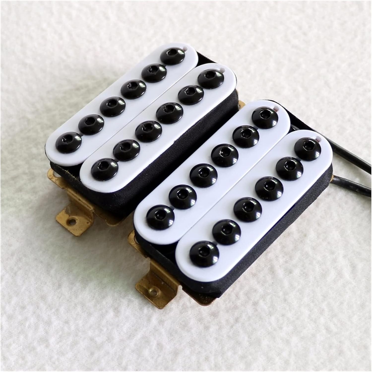 White Color Adjustable Hex Pole Piece Humbucking Guitar Pickups Electric Guitar Pickups