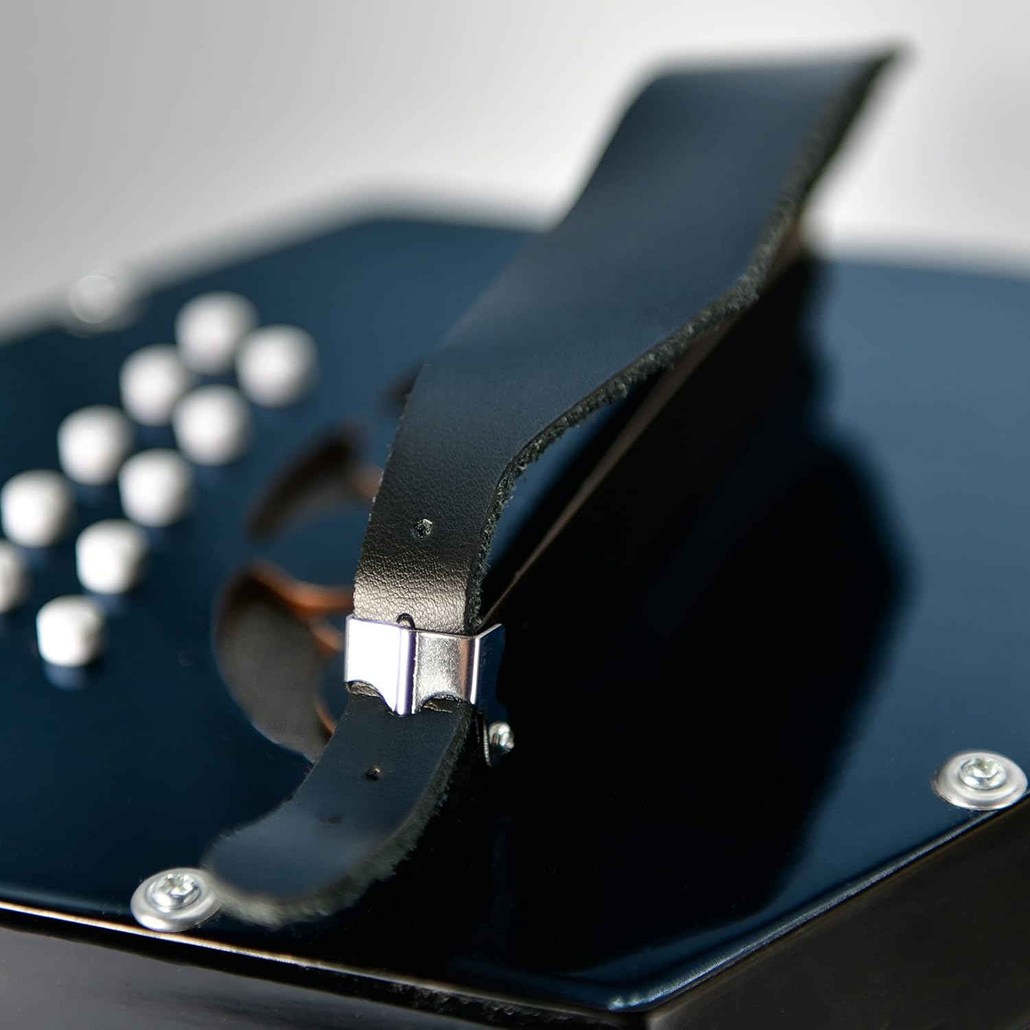 Trinity College AP-1120A Anglo Concertina – 20-Button, 2.5-Octave Range – Laminated Wood Ends, 11-Fold Bellows, Carrying Bag Included