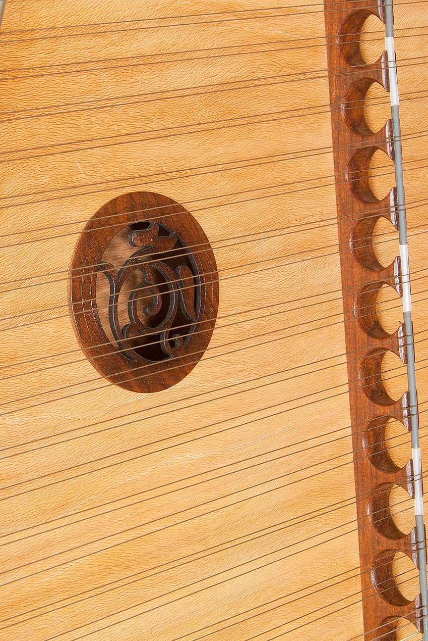 Roosebeck 16/15 Hammered Dulcimer