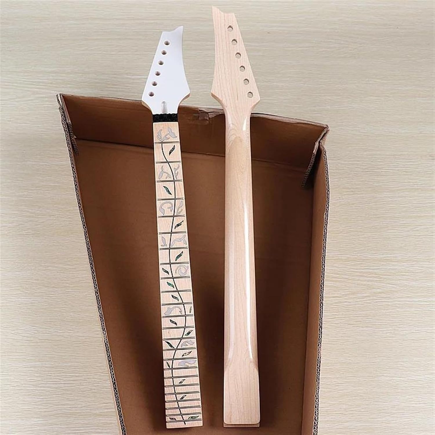 Replacement Guitar Neck Canada Maple 6 Strings Electric Guitar Neck Wood Guitar Neck Matte 24 Frets Gold Color Nut Lock 57mm Heel Width(2)