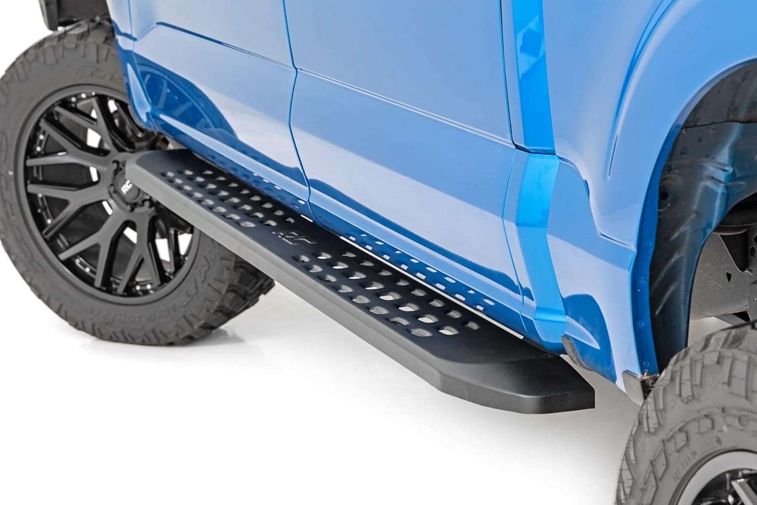 Rough Country RPT2 Running Boards for Ford F-150/Lightning/F-250/F-350/Raptor (2015-2025) Crew Cab - Sleek Profile, Non-Slip Step, Rust Resistant, Easy Install