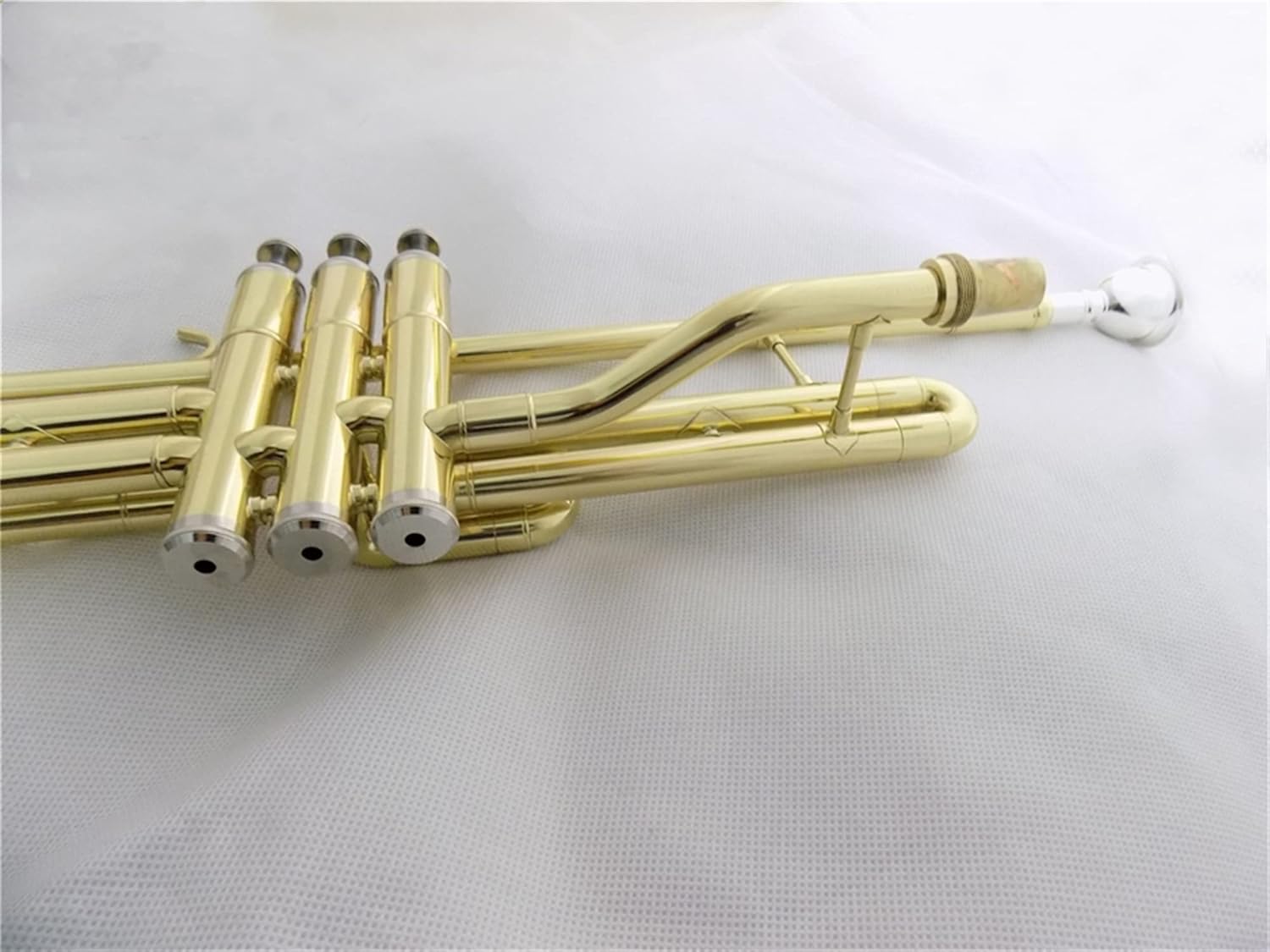 Standard Trombone Bb Piston Trombone Musical Instruments B Flat Trombones Yellow Brass with Case Mouthpiece Valve Trombone