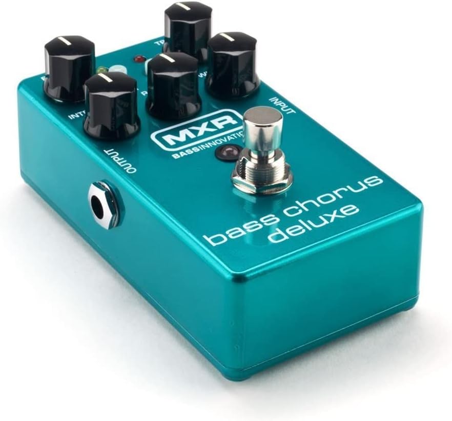 Briskdrop MXR M83 Bass Chorus Deluxe Pedal Bundle with Dunlop Super Bright Bass Strings, M83-DBSBN45105