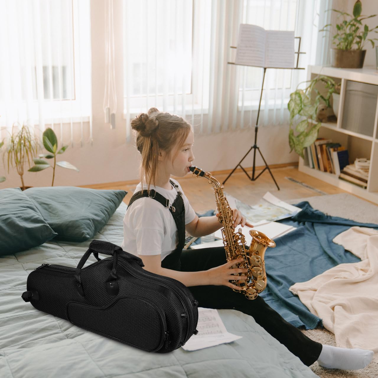 Vaguelly Alto Saxophone Case, Oxford Alto Sax Lightweight Gig Bag Backpack with Padding, Shoulder Strap, External Pocket, Saxophone Carrying Bag, Black