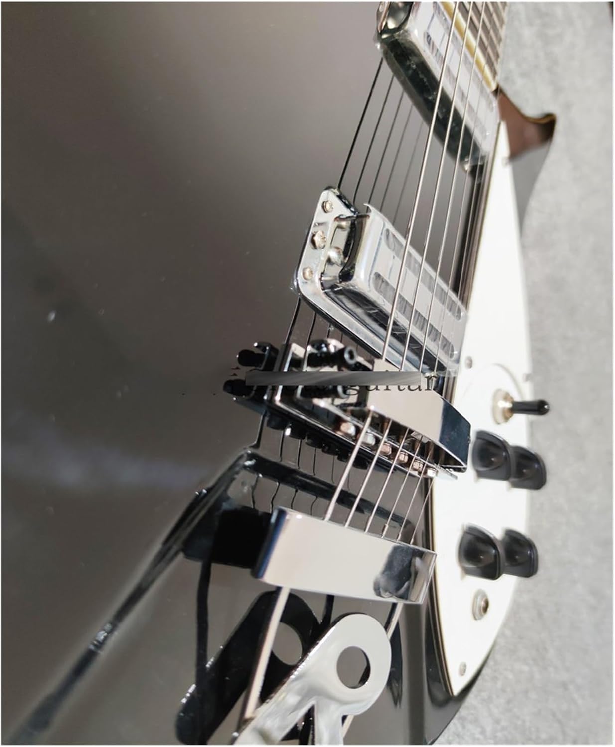 Beginner Electric Guitar Kits Solid Wood Black Professional Grade 22 Fret Electric Guitar