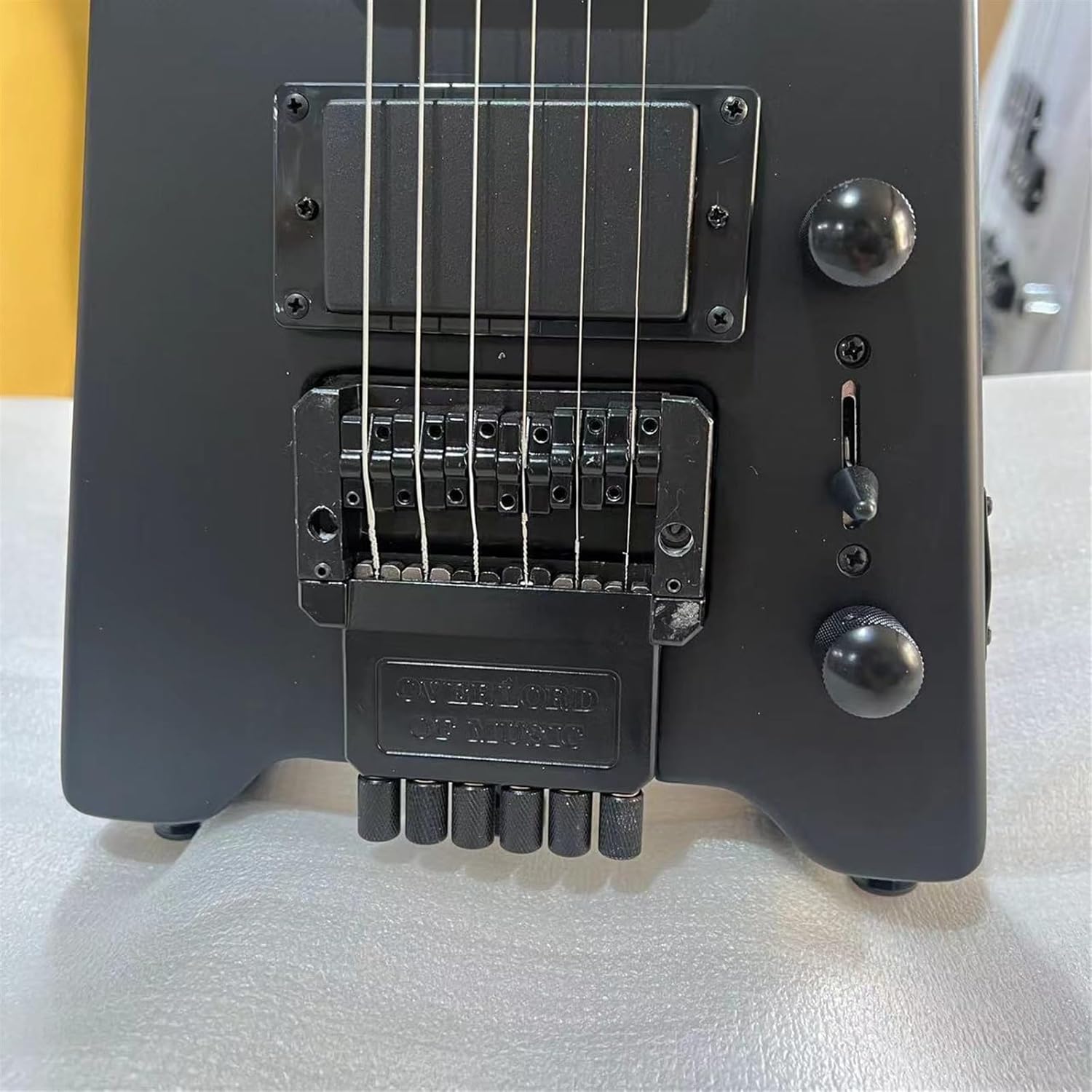 Black 30 Inches Headless Electric Guitar Solid Mahogany Body Rosewood Fingerboard Professional Headless Guitar