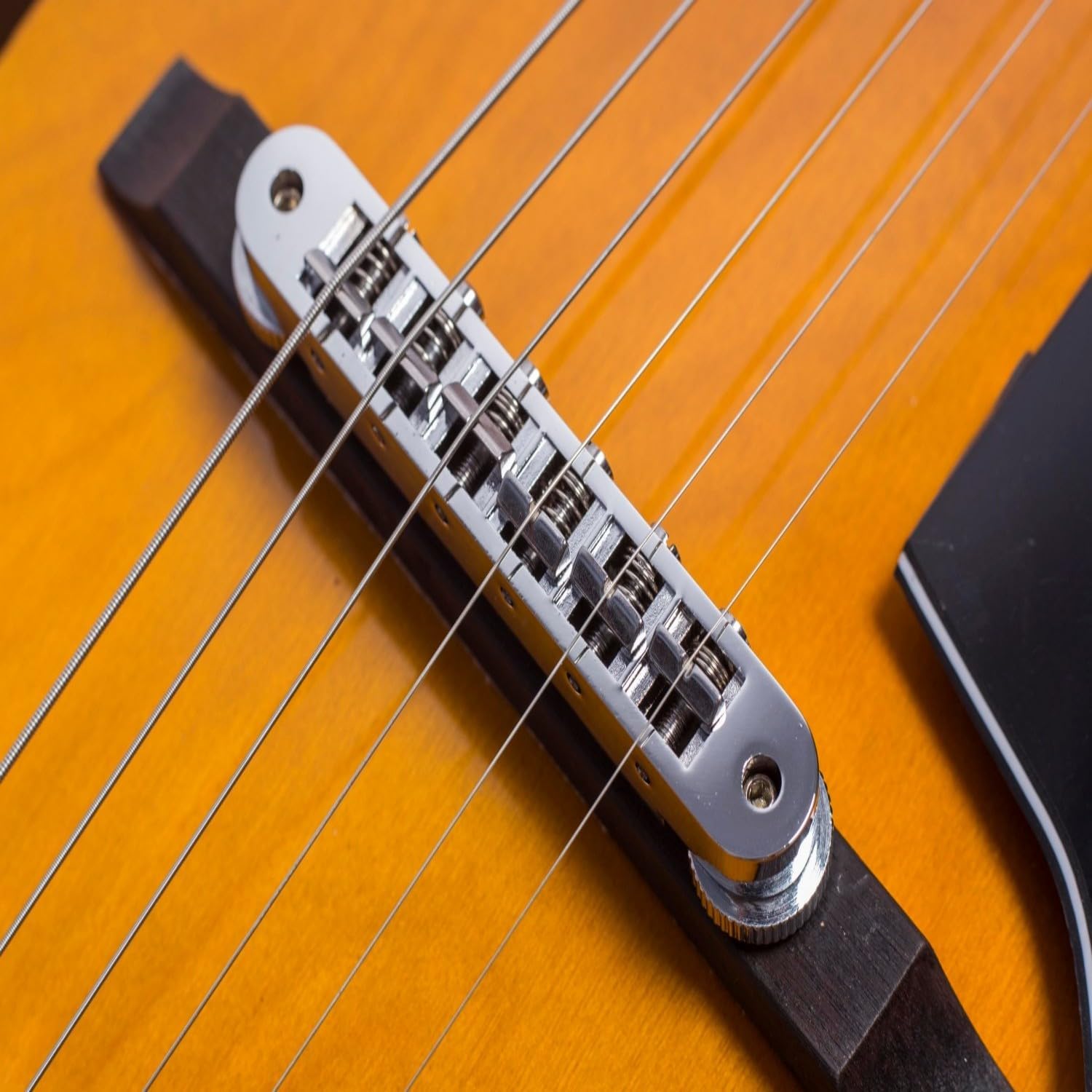 Jazz Hollow Body Electric Guitar, Peach Blossom Wood Guitar Body, Stainless Steel, 22 Frets, Alnico V Humbucking Pickup Electric Guitars Three Color Optional, F-Hole Electric Guitar(GTZT-01-VS)