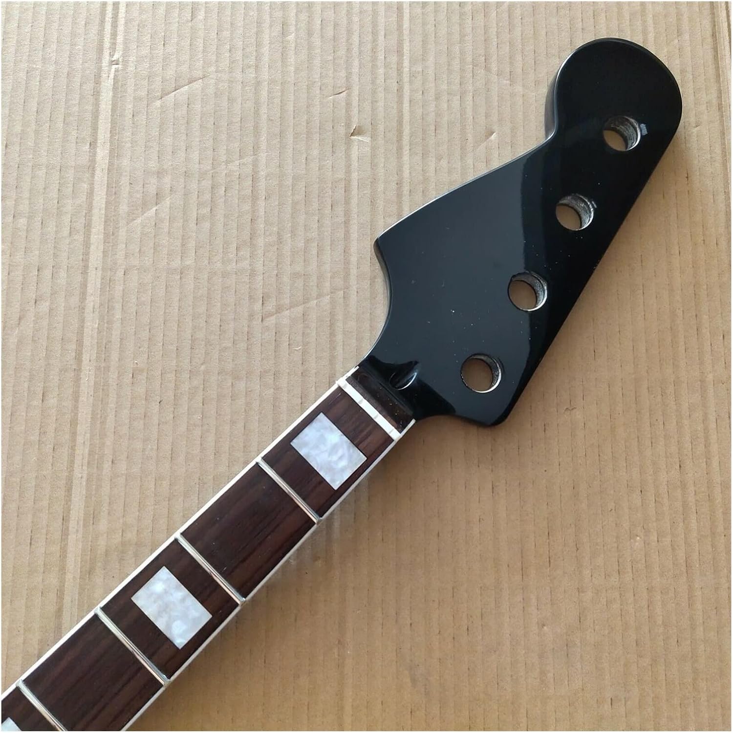 Reverse Head 4 String Maple 20 Fret Bass Guitar Neck Rosewood Finigerboard Electric Guitar Neck