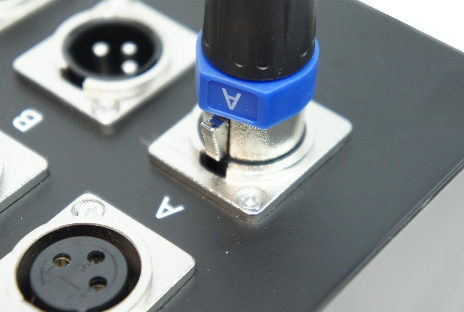 Harmony Audio HA-SB3250 Pro Stage XLR Snake Cable Box 32 Channel - 50 Feet (28 Send, 4 Returns)