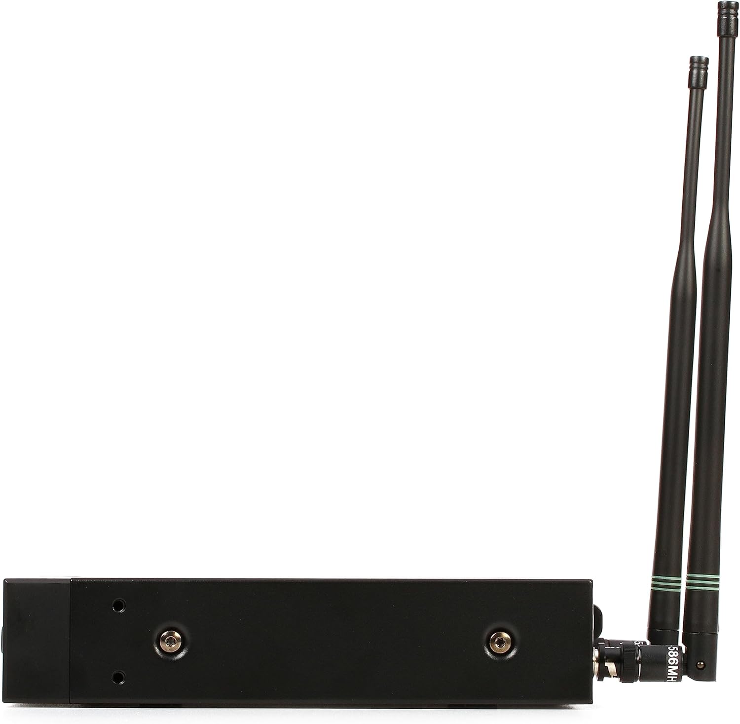 Audix AP41 OM2 Handheld Wireless Microphone System for Presenters, Speakers, and Vocalists