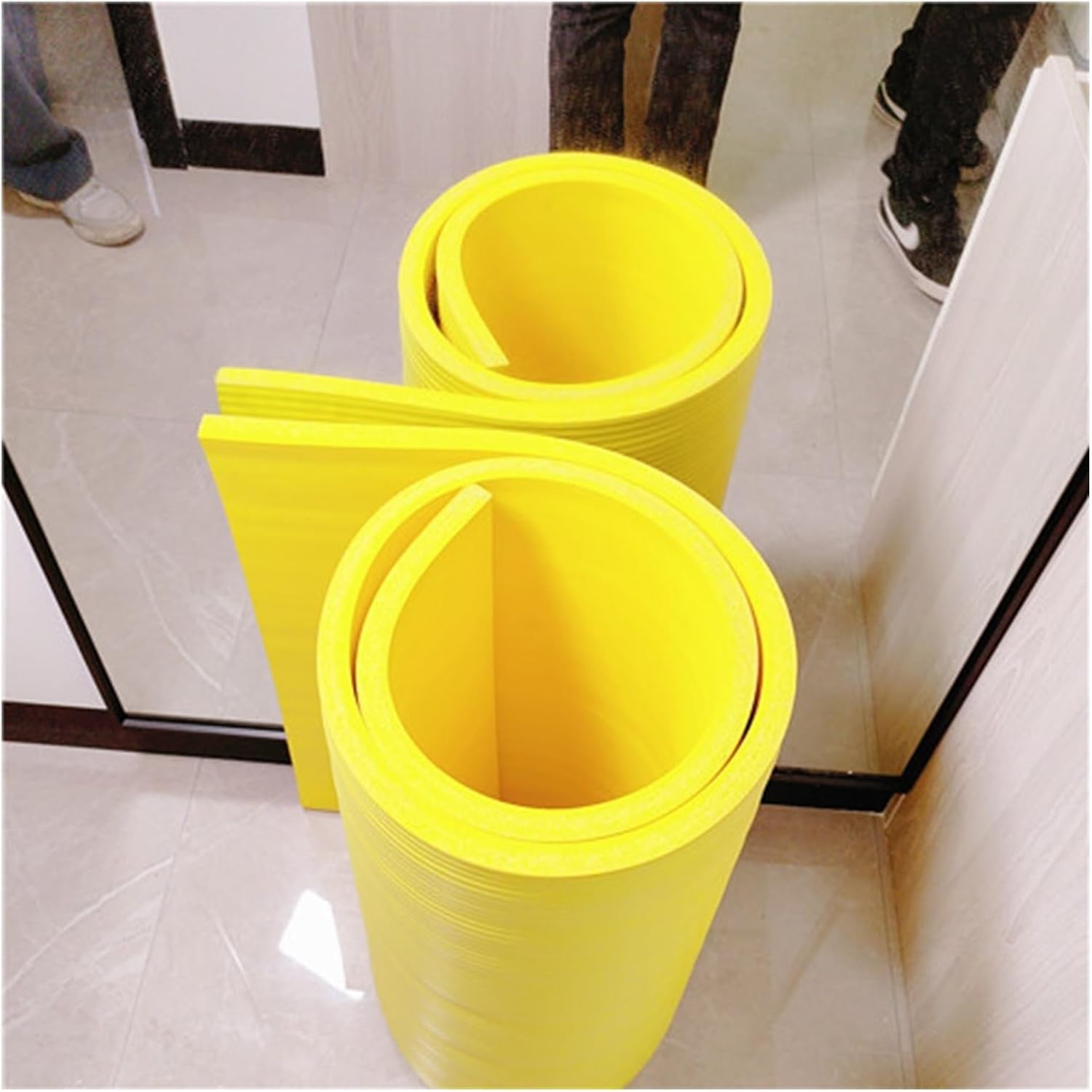 Self Adhesive Rubber Foam Cushion - Corner and Edge Safety Bumper for Garage Wall Protection, Anti-Collision Guard for Car Doors, Durable and Easy to Install