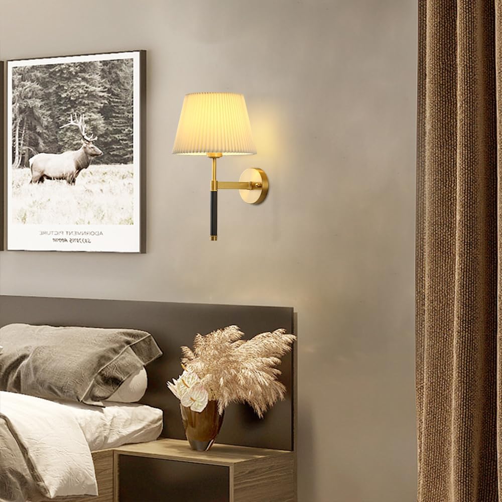 Gold Wall Sconces Pleated Fabric Wall Lamp, 1-Light Brass Vanity Retro Hardwired Indoor Vintage Industrial Wall Mount Lamp Fixture Lighting for Bedroom Bedside Living Room Hallway