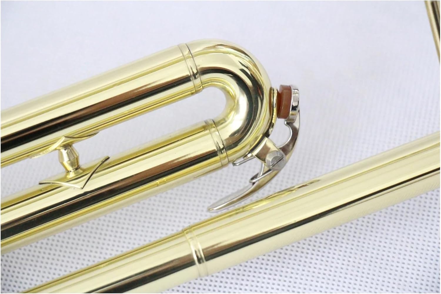Professionals euphonium Chinese Trombone Instrument Gold Lacquered Piston Trombone Brass Body