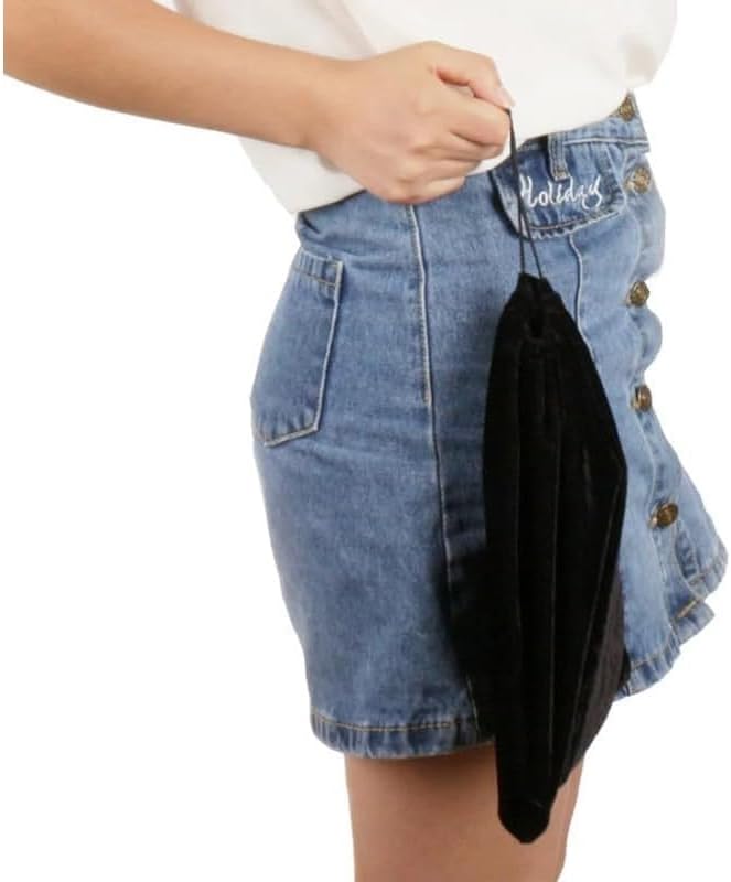 B Flat Hunting Horn Brass Instrument Polished Finish Small French Waldhorn Mellophone Style with Clear Tone Compact Design for Marching Band Stage Performance Outdoor Ceremony