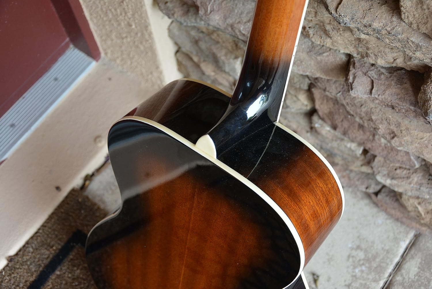 Paul Beard Bass Guitar w/Hard Case