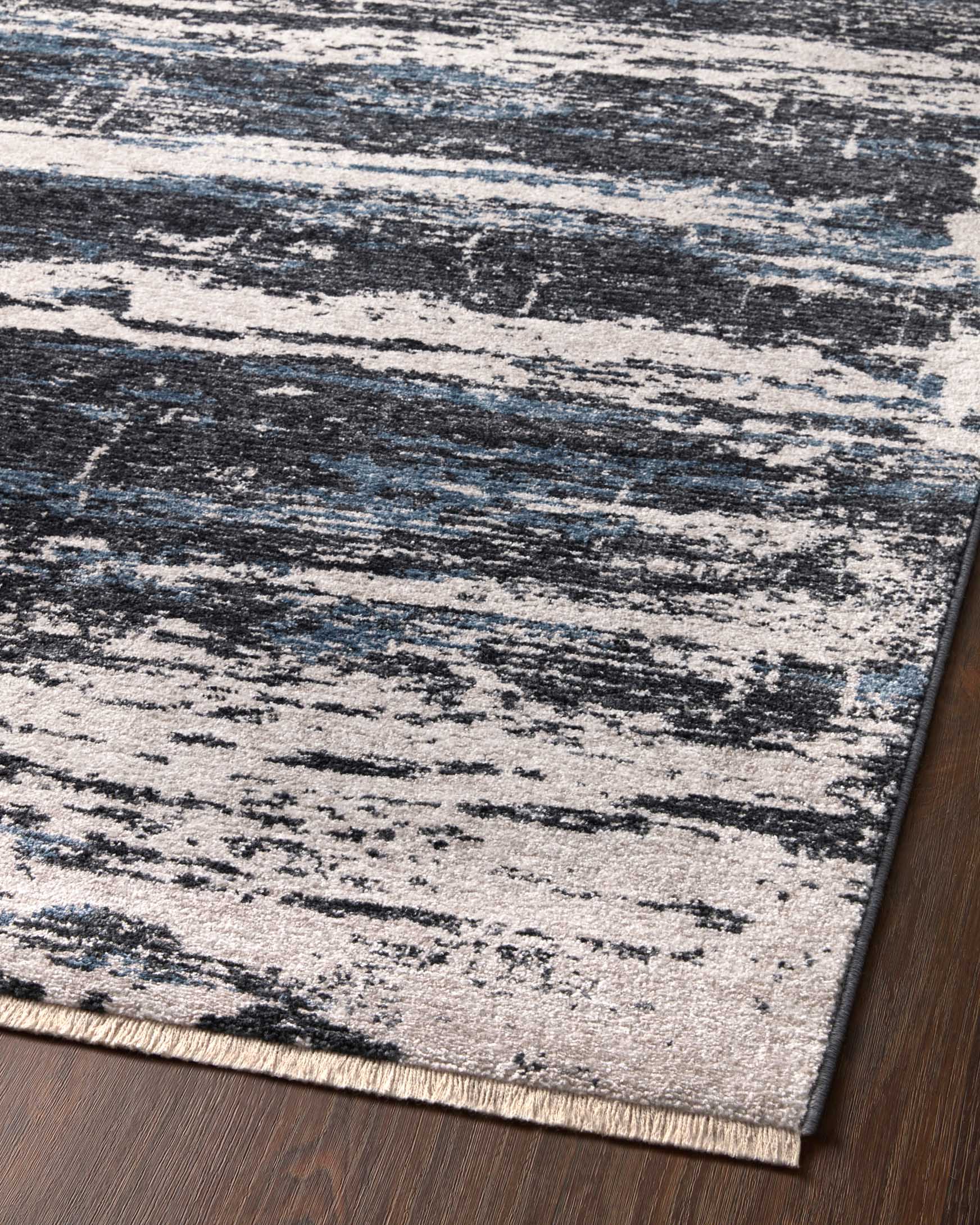 Loloi II Vance Collection - Traditional Power Loomed Rug in Charcoal & Dove (VAN-04)