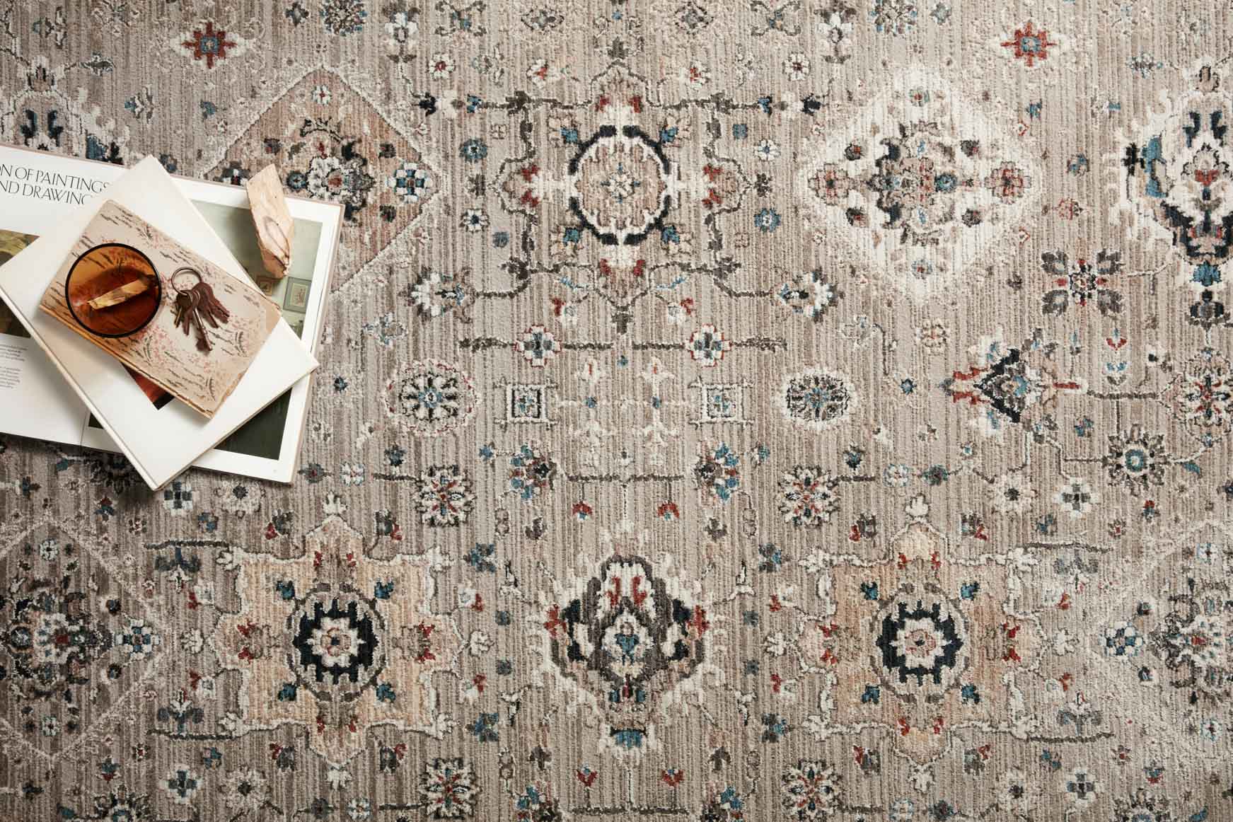 Loloi Leigh Collection - Transitional Power Loomed Rug in Dove (LEI-02)