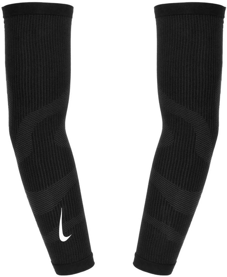 NIKE Zoned knit sleeves