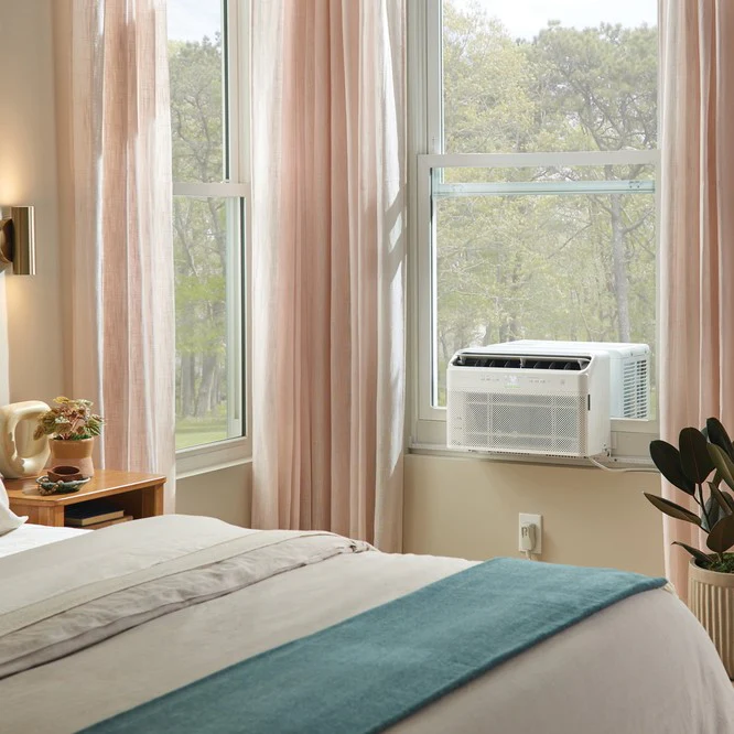 Frigidaire Gallery 8,000 U-Shaped Window Conditioner w/Wifi