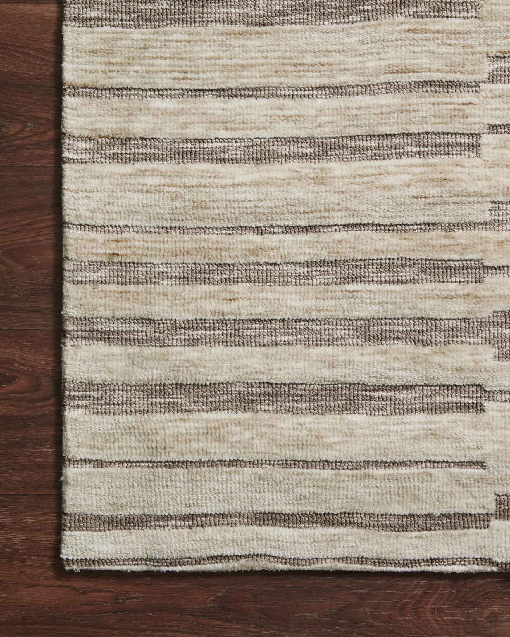 Loloi II Neda Collection - Transitional Power Loomed Rug in Natural & Taupe (NED-06)